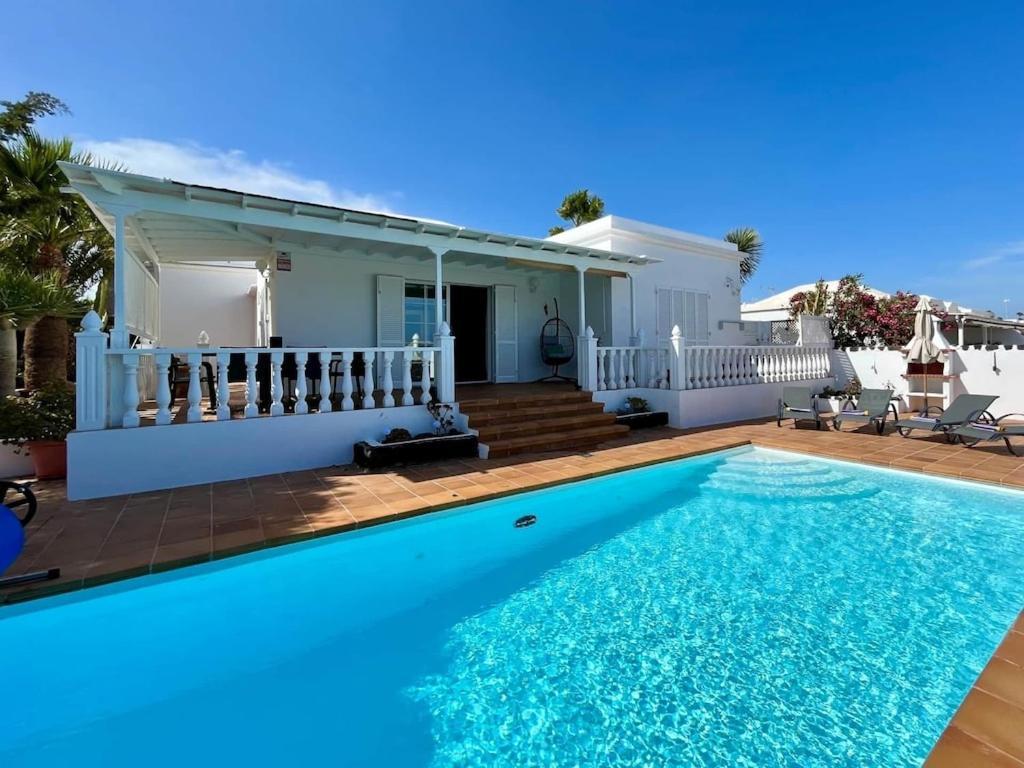 Villa Barquito By Jk Lanzarote 卡门港 外观 照片