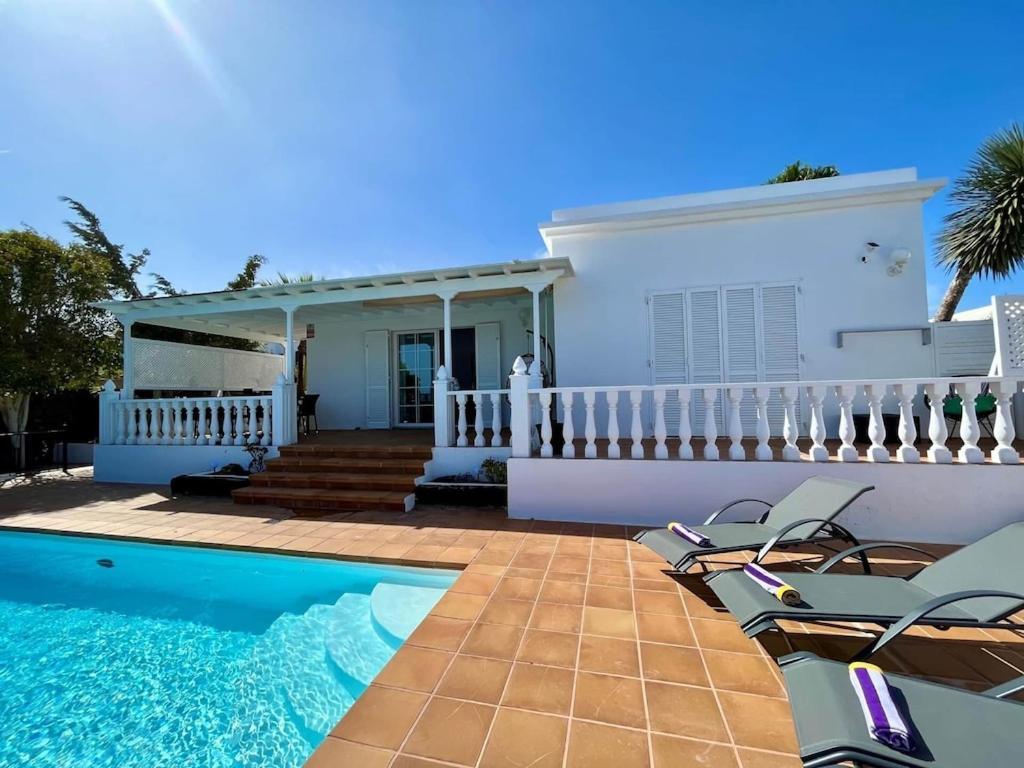 Villa Barquito By Jk Lanzarote 卡门港 外观 照片